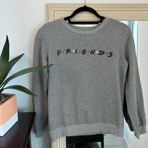 Friends gray crewneck sweatshirt (small) ✨